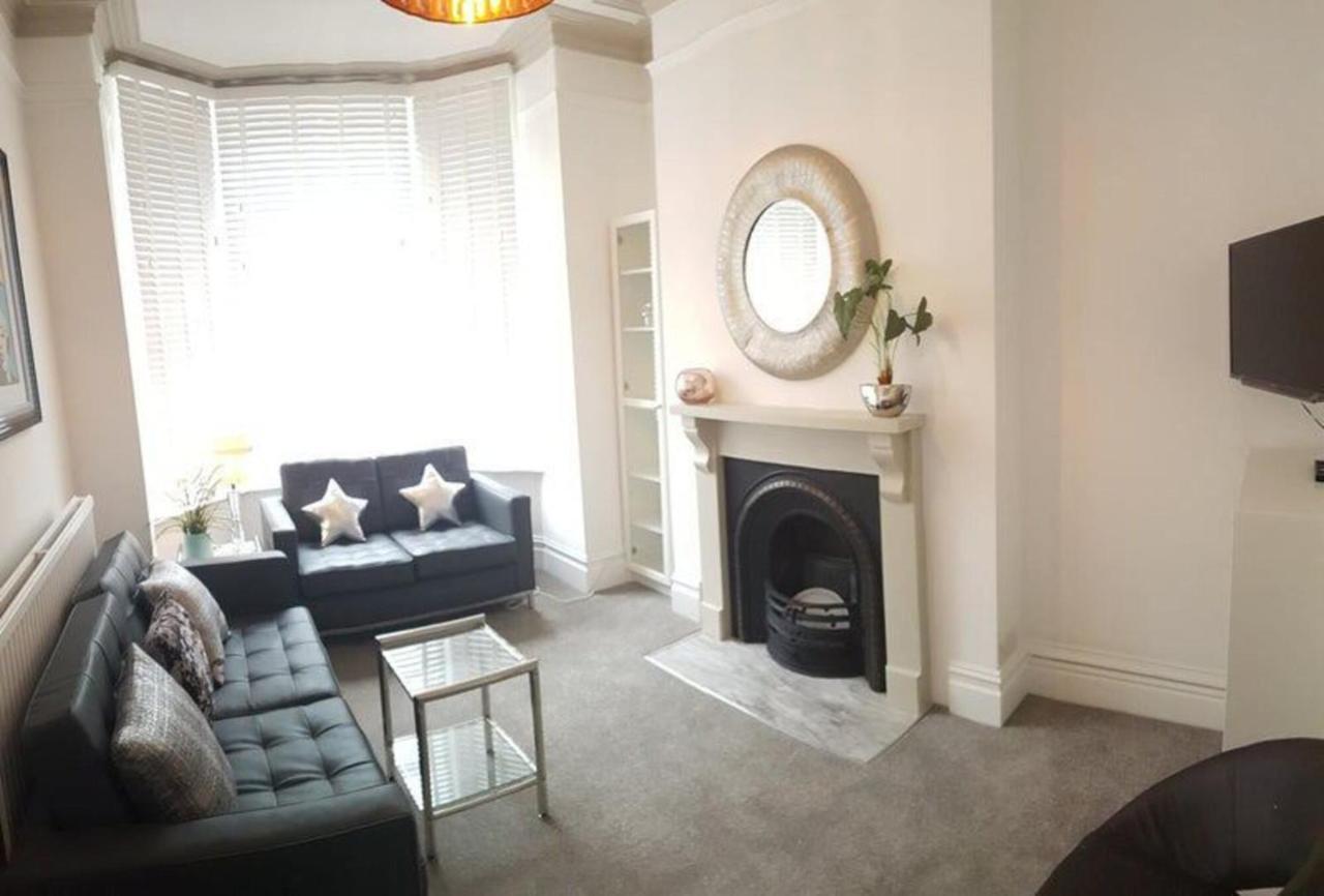 Junior Homes Birmingham Bagian luar foto